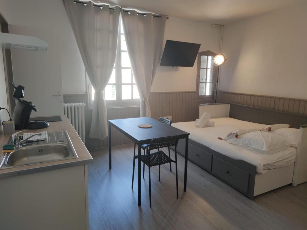 *Les Studios L'Amandine* Perigueux Ngoại thất bức ảnh